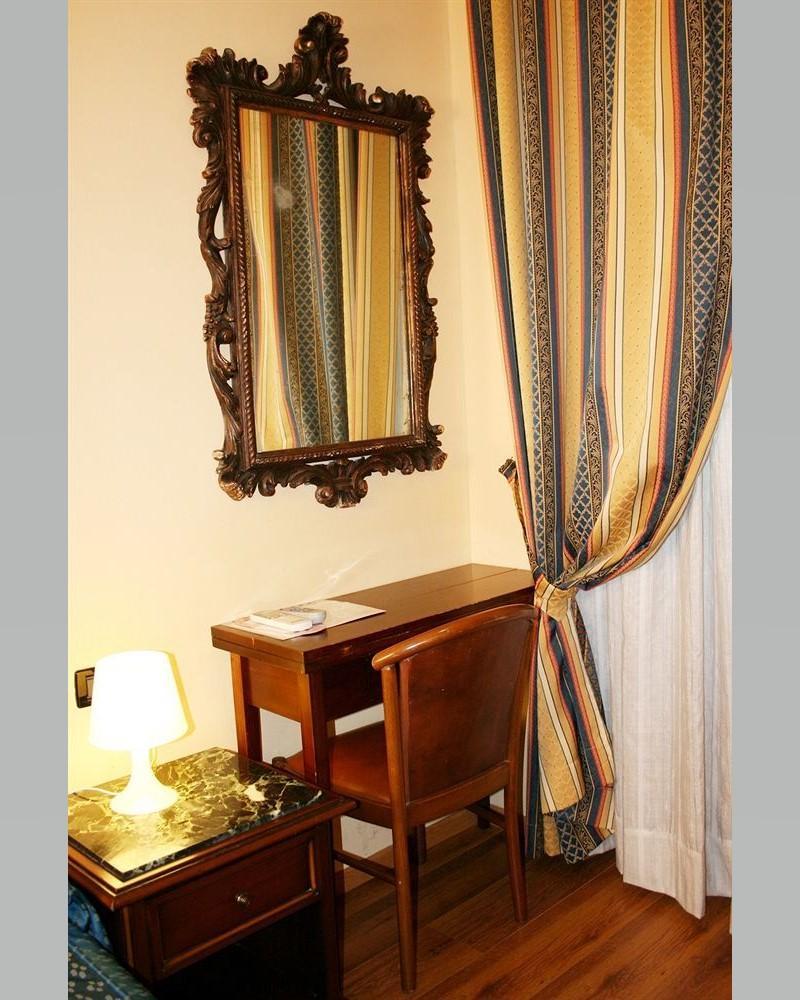 Hotel Enza Firenze Bagian luar foto